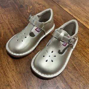 Joy Metallic Leather T-Strap Mary Jane Gold Toddler Size 8